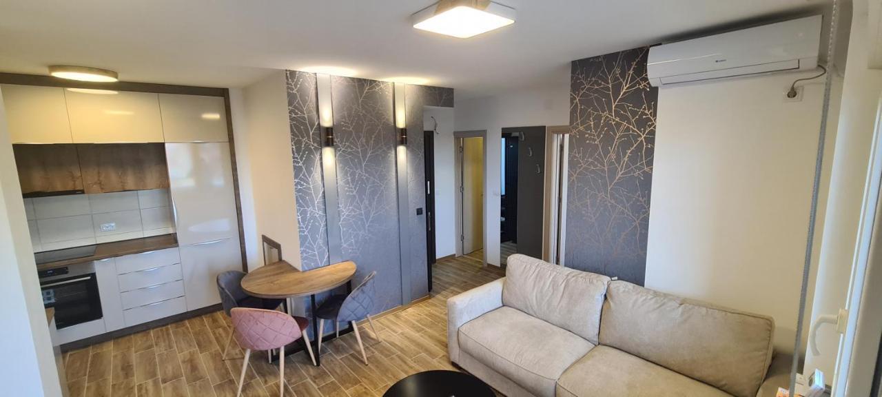 Delux Center Apartments Indija エクステリア 写真